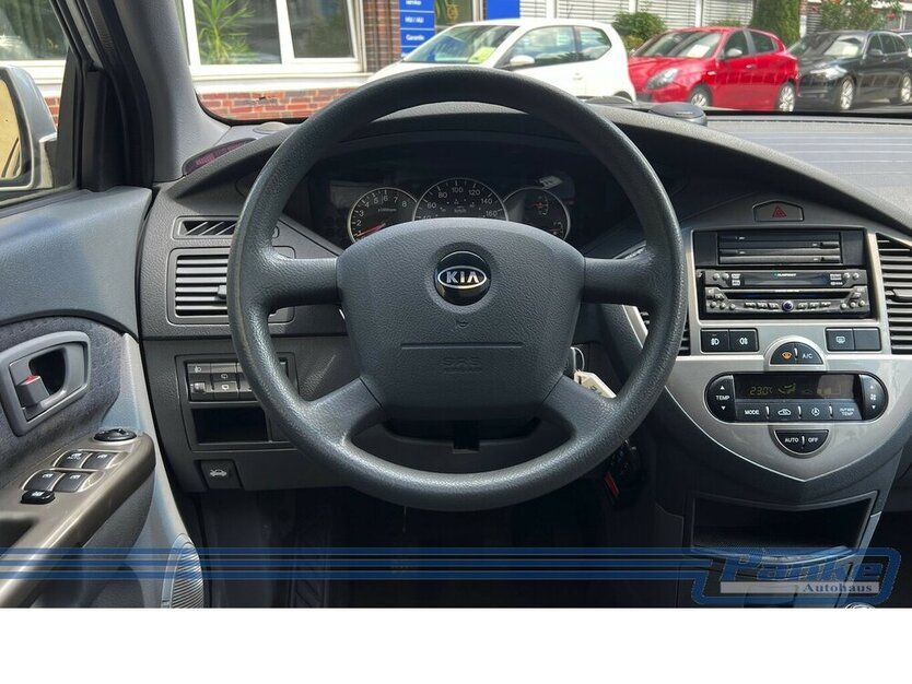 Kia Carens 2.0 16V EX Van*SchiebeD.*Klima*PDC*Bluet* 109.096 km 1.100 € Berlin 13187