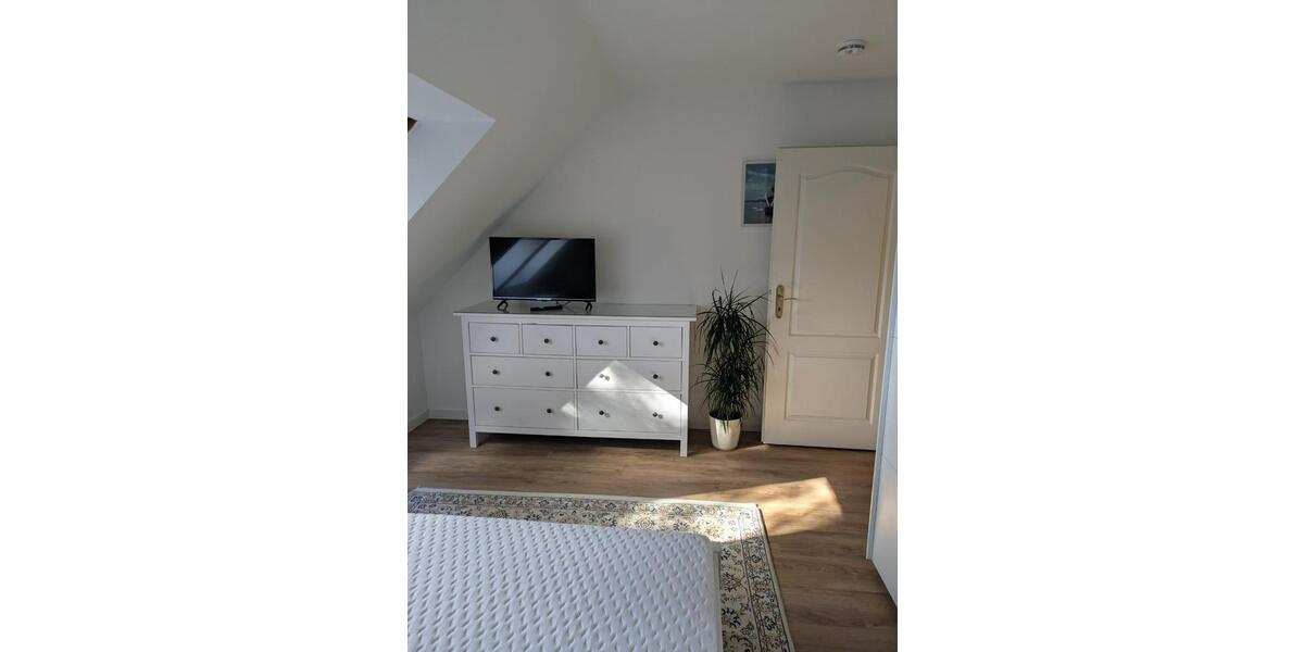 Dachgeschoßwohnung Hohen Neuendorf - 2 Zimmer, 45 m&sup2;, 988&euro; | Angebot:24463102