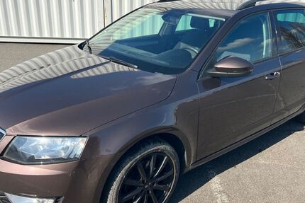 Skoda Octavia 265.000 km 5.900 &euro; Berlin 12057