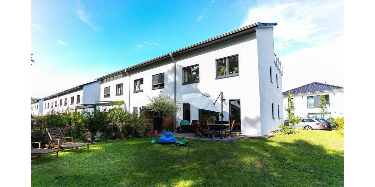 Reihenendhaus Berlin Spandau - 5 Zimmer, 151 m&sup2;, 2.790&euro; | Angebot:26527572