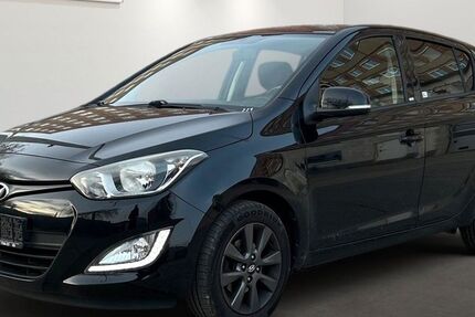 Hyundai i20 102.558 km 6.299 &euro; Berlin 12681