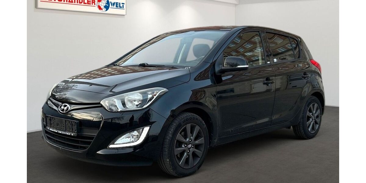 Hyundai i20 102.558 km 6.299 &euro; Berlin 12681