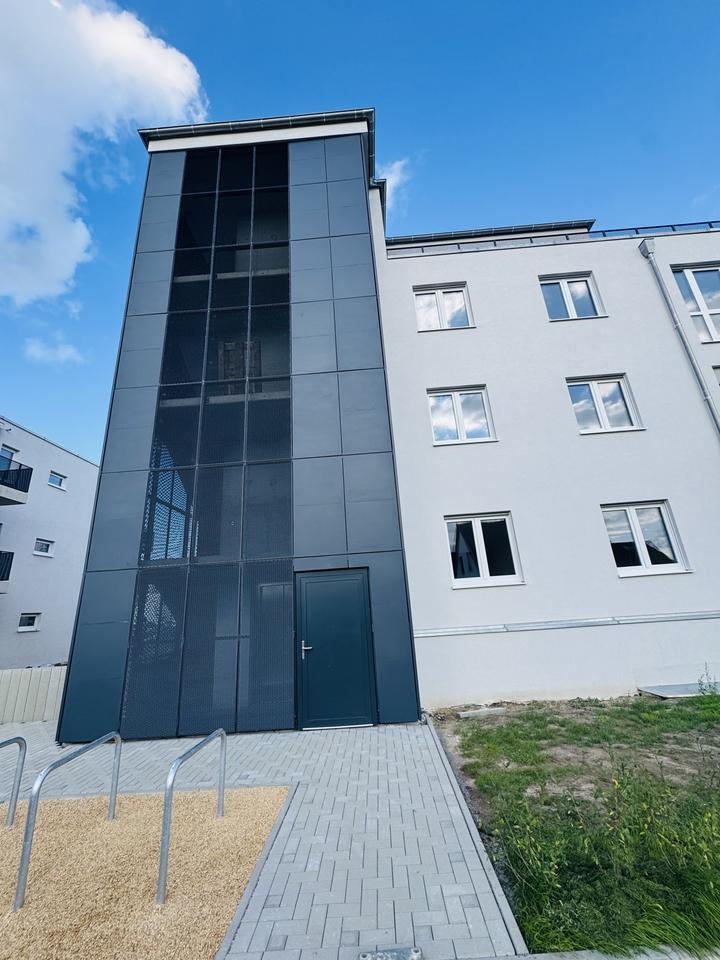 Neubau-3-Zimmer-Wohnung mit Terrasse – Exklusiv, 5 Jahre Mietdauer zimmer