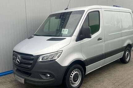 Mercedes-Benz Sprinter 218.305 km 22.499 &euro; Berlin 13055
