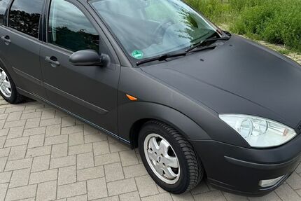 Ford Focus 100.000 km 2.450 &euro; Panketal 16321