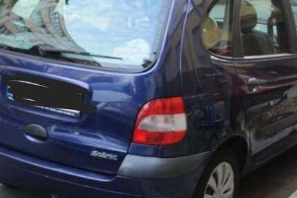 Renault Scenic 252.000 km 950 € Berlin 13357