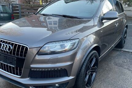 Audi Q7 197.000 km 19.900 &euro; Berlin 12359