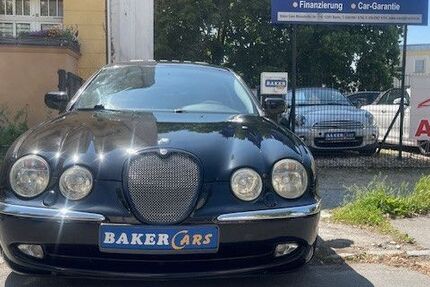 Jaguar S-Type 181.000 km 3.990 € Berlin 12307