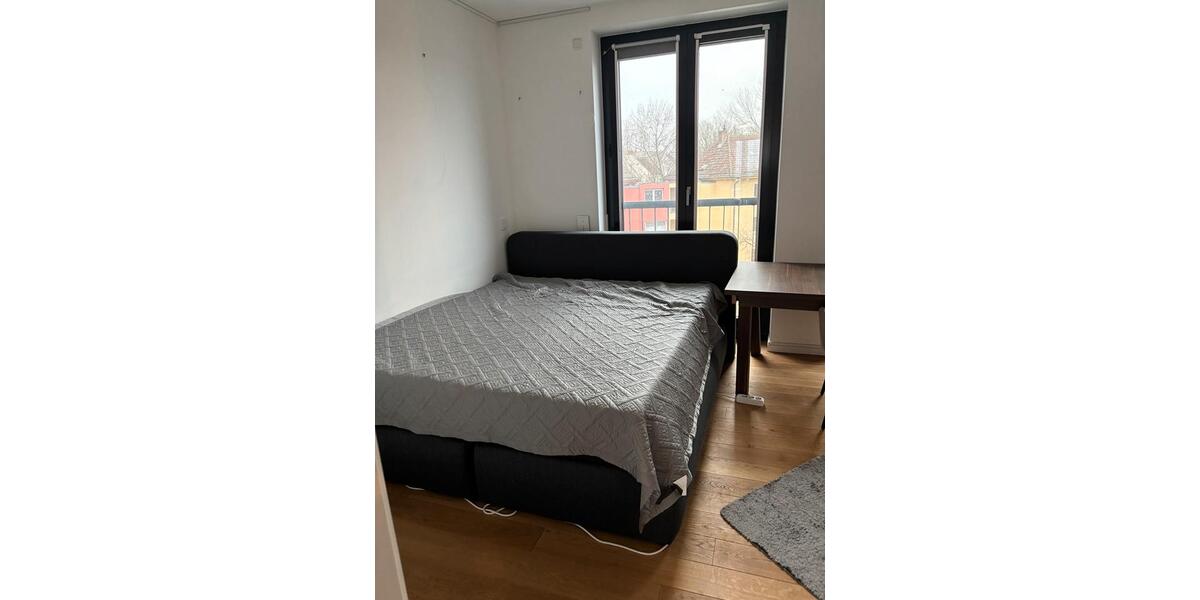 Etagenwohnung Berlin Marzahn-Hellersdorf - 2 Zimmer, 87 m&sup2;, 1.650&euro; | Angebot:24583080