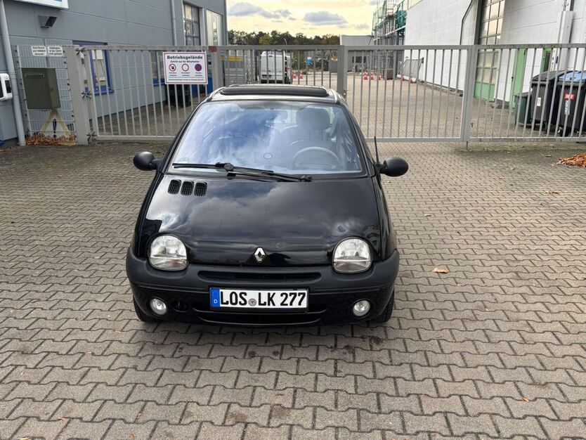 Renault Twingo 129.000 km 1.999 € Berlin 12555