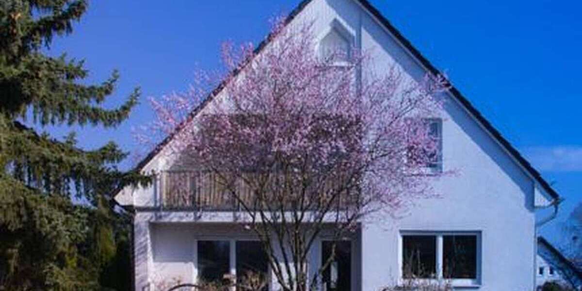 Etagenwohnung Berlin Marzahn-Hellersdorf - 4 Zimmer, 126 m&sup2;, 1.850&euro; | Angebot:26553303