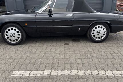 Alfa Romeo Spider 121.000 km 11.500 &euro; Berlin 13591