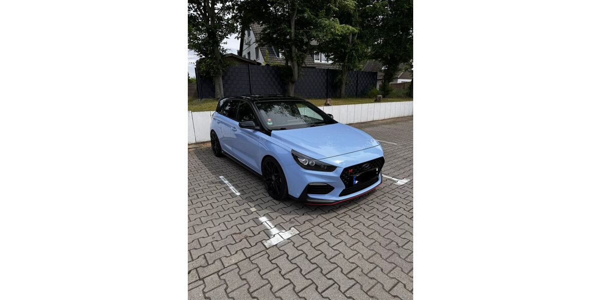Hyundai i30 82.400 km 21.000 &euro; Schönefeld 12529