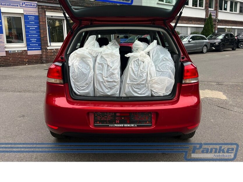 VW Golf Trendline 1.4*2Hand*8Reifen*Klima*Zahnriem 157.606 km 4.990 € Berlin 13187