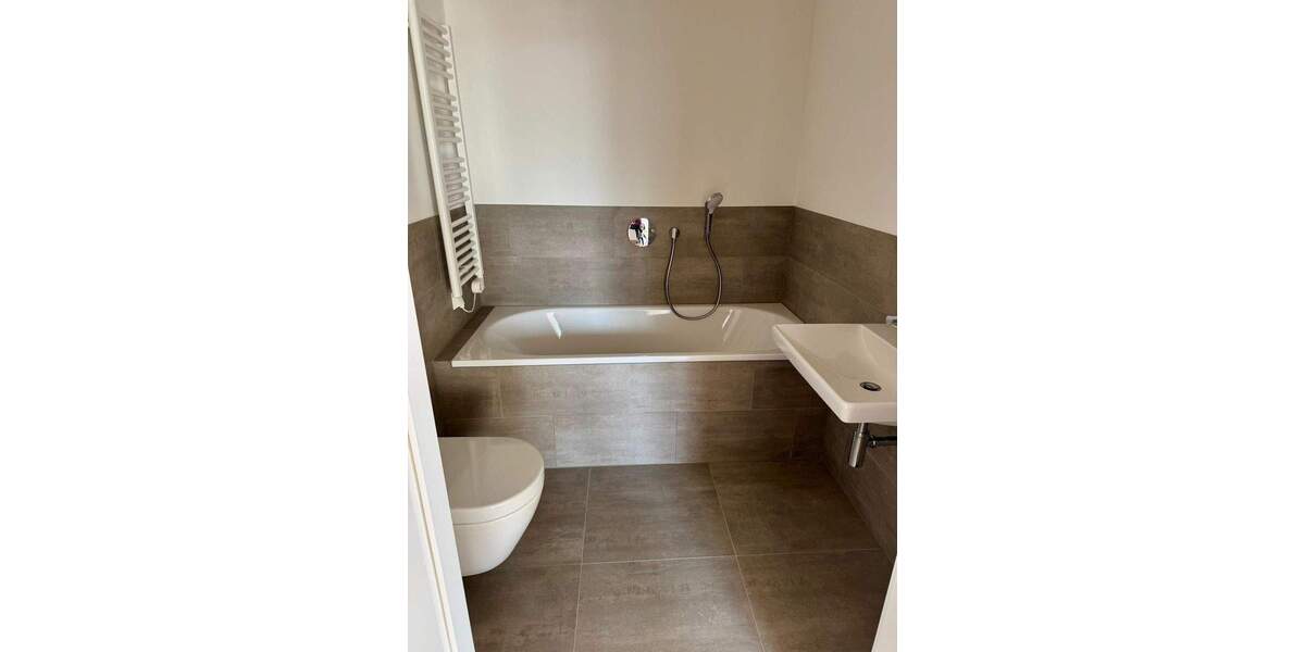 Etagenwohnung Berlin Grünau - 4 Zimmer, 104 m&sup2;, 1.998&euro; | Angebot:25916168