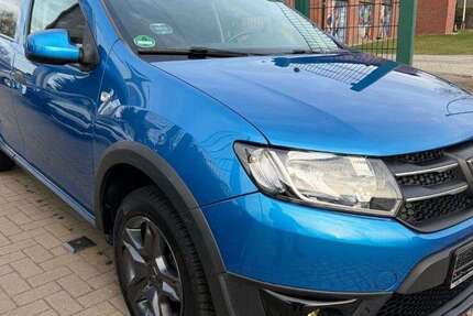 Dacia Sandero 108.000 km 5.900 &euro; Berlin 13086