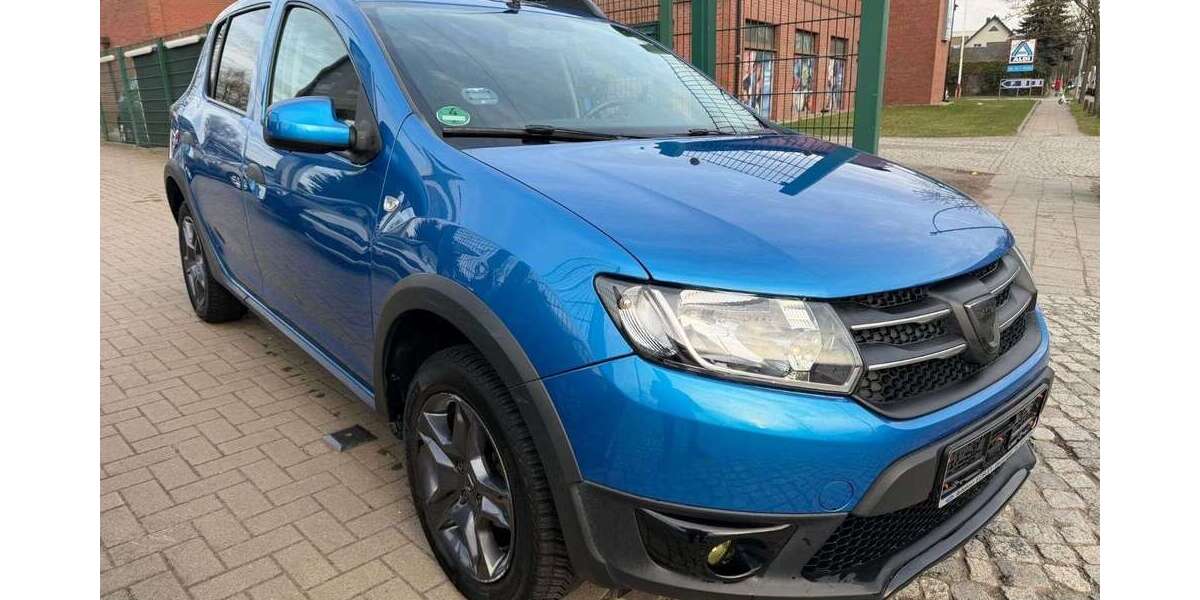 Dacia Sandero 108.000 km 5.900 &euro; Berlin 13086