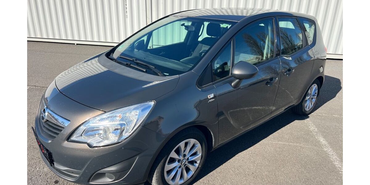 Opel Meriva 169.000 km 2.990 &euro; Berlin 12057