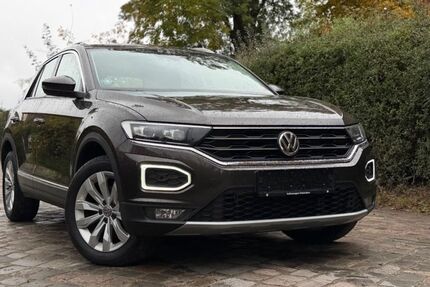 VW T-Roc 143.524 km 17.999 &euro; Berlin 12099
