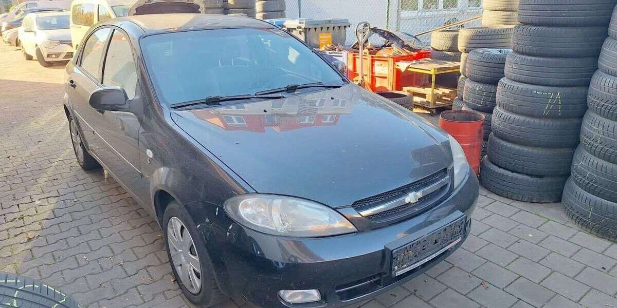 Chevrolet Lacetti 235.571 km 950 € Berlin 12357
