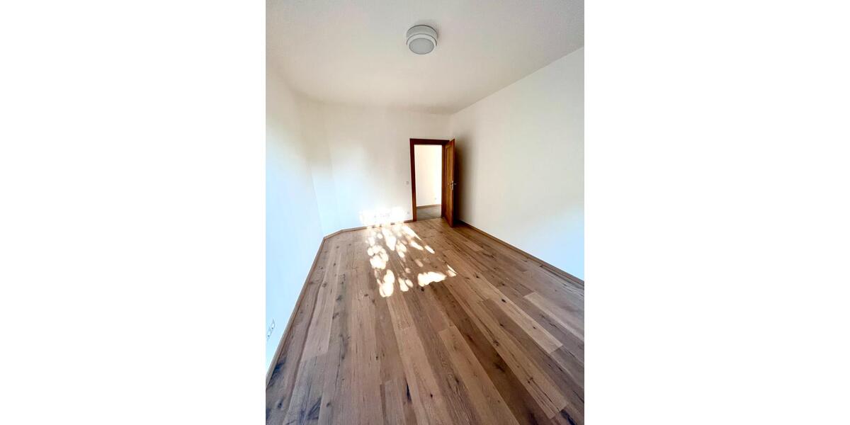 Erdgeschoßwohnung Hohen Neuendorf Borgsdorf - 3 Zimmer, 102 m&sup2;, 1.467&euro; | Angebot:27634002