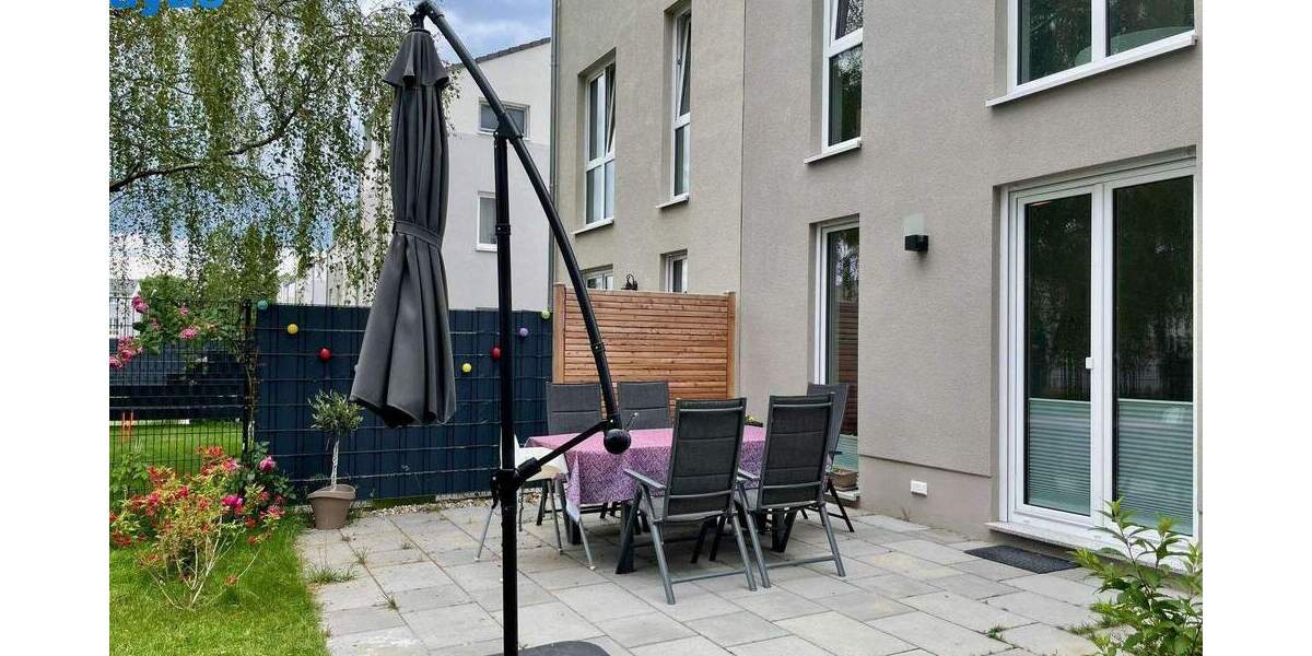 Doppelhaushälfte Berlin Altglienicke - 4 Zimmer, 134 m&sup2;, 2.200&euro; | Angebot:25821698