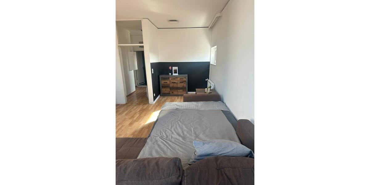 Dachgeschoßwohnung Berlin Reinickendorf - 2 Zimmer, 50 m&sup2;, 1.000&euro; | Angebot:25396881