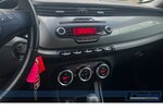 Alfa Romeo Giulietta 1.4 TB Turismo Aut.*BT*SHZ*Leder*Xenon 200.000 km 4.999 &euro; Berlin 13187