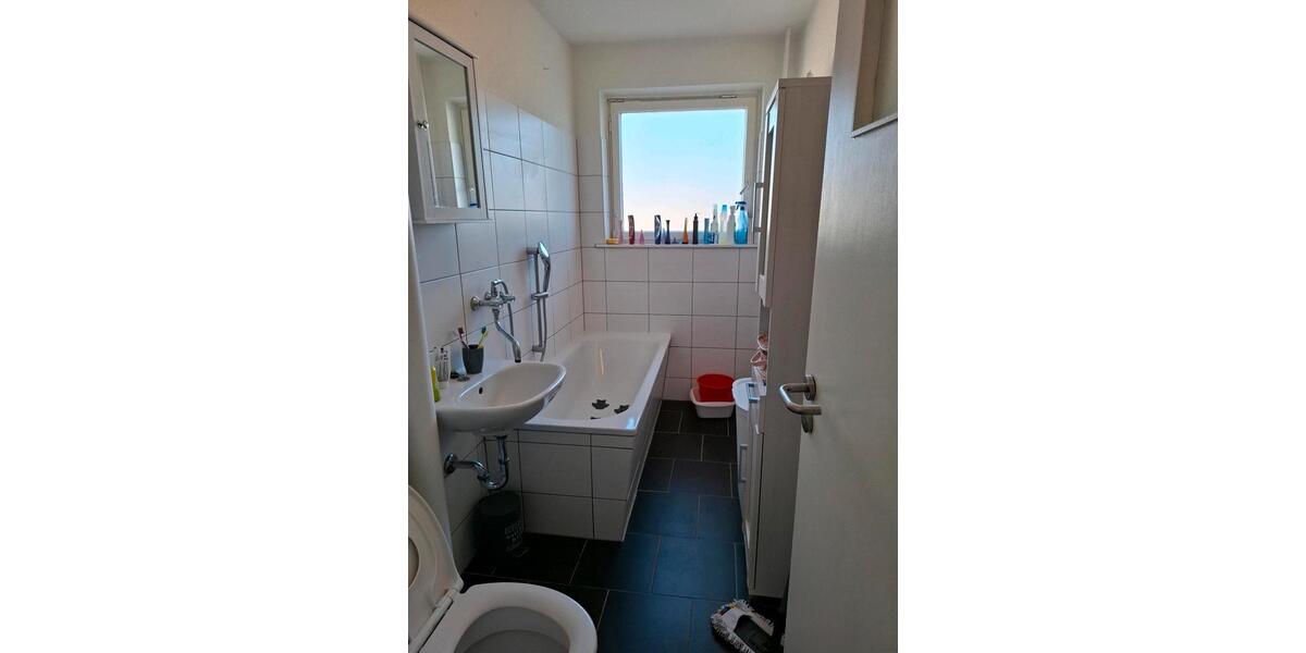 Etagenwohnung Berlin Spandau - 2 Zimmer, 65 m&sup2;, 1.220&euro; | Angebot:25942205