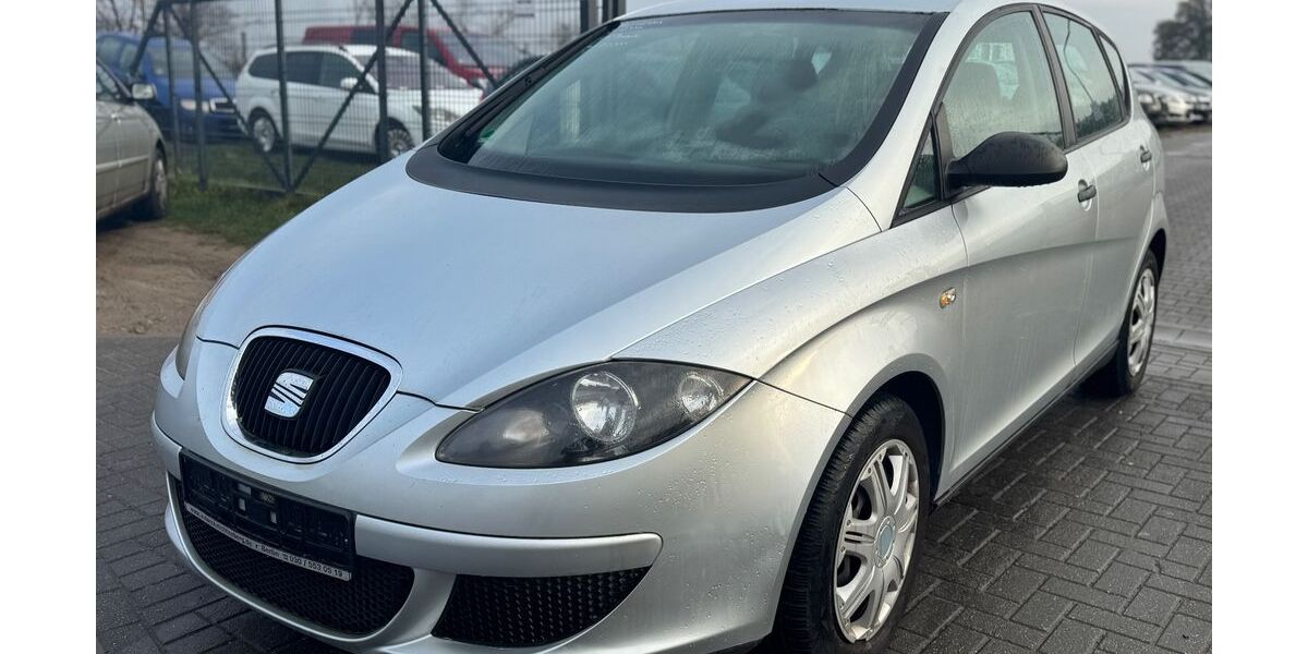 Seat Altea 120.000 km 2.900 € Berlin 12524
