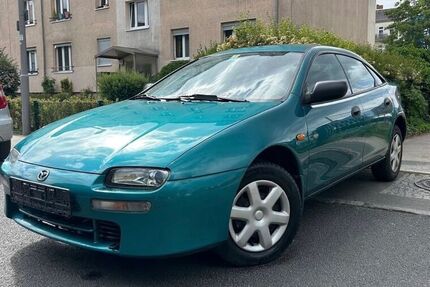 Mazda 323