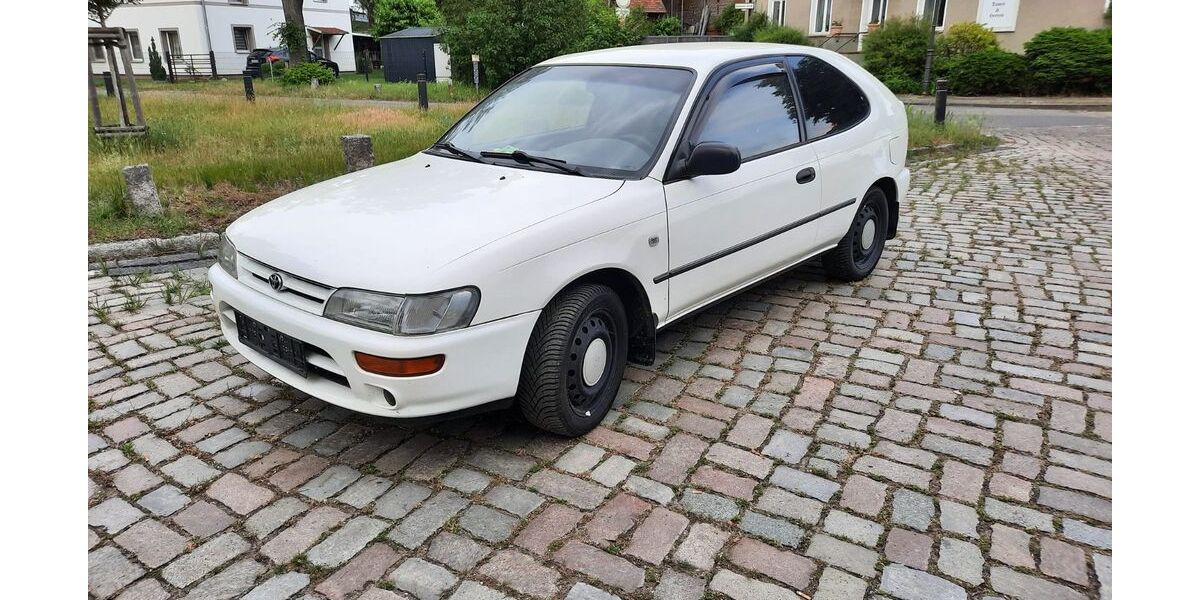 Toyota Corolla 300.323 km 6.000 &euro; Königs Wusterhausen 15537