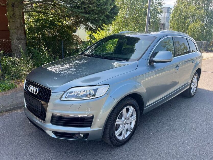 Q7