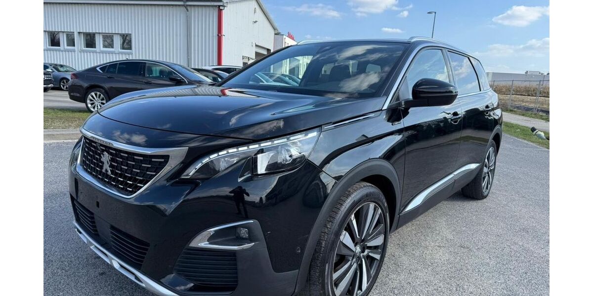 Peugeot 5008 112.000 km 17.490 &euro; Blankenfelde-Mahlow 15827