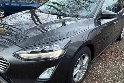 Ford Focus 137.000 km 12.400 &euro; Mahlow 15831