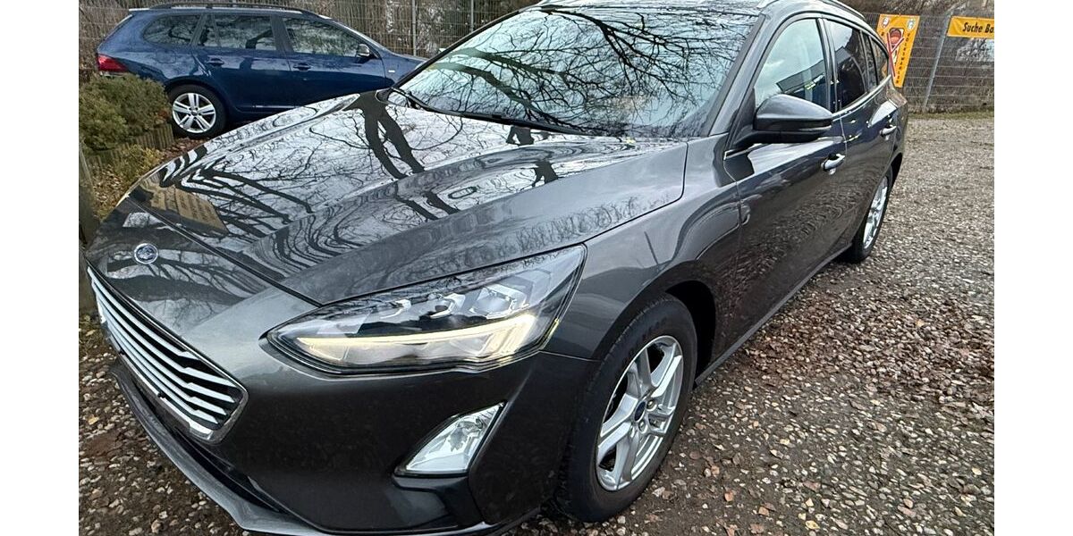 Ford Focus 137.000 km 12.400 &euro; Mahlow 15831