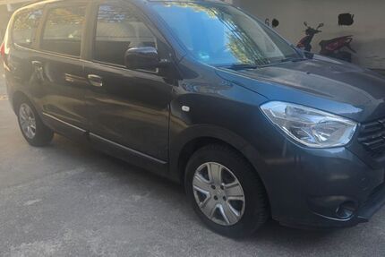 Dacia Lodgy 122.000 km 8.999 &euro; Berlin 10967