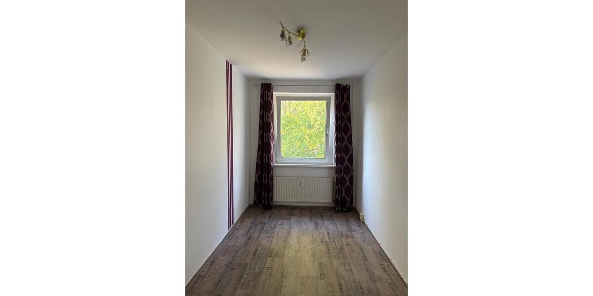 Etagenwohnung Berlin Treptow-Köpenick - 3 Zimmer, 57 m&sup2;, 559&euro; | Angebot:27713912