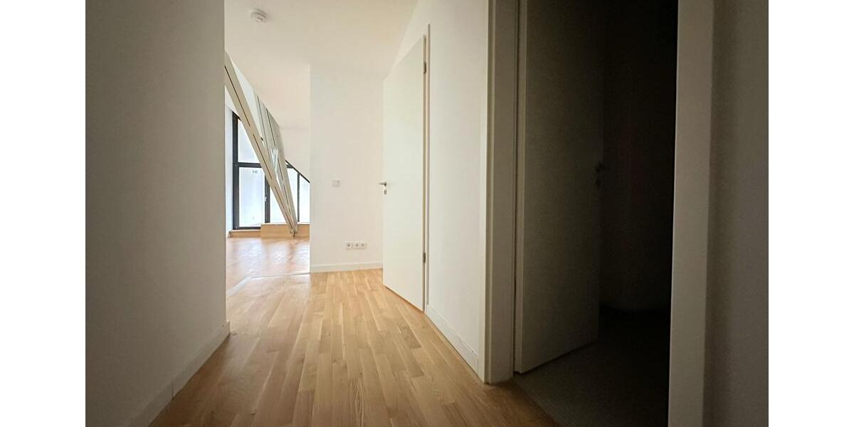 Dachgeschoßwohnung Königs Wusterhausen - 2 Zimmer, 60 m&sup2;, 700&euro; | Angebot:25855430
