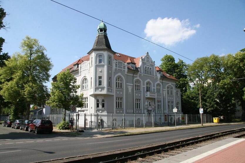 Großzügige, helle Wohnung in ruhiger Lage zimmer