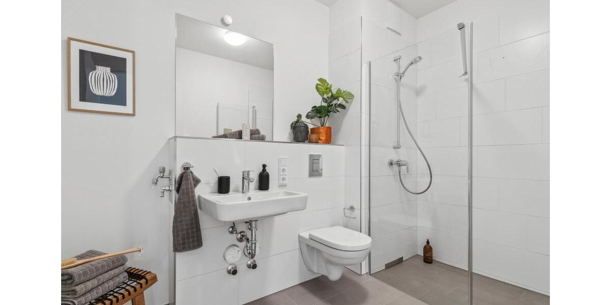 Dachgeschoßwohnung Berlin Tempelhof-Schöneberg - 3 Zimmer, 78 m&sup2;, 1.999&euro; | Angebot:26365093