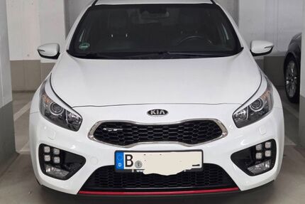 Kia ceed / Ceed 141.500 km 12.500 &euro; Berlin 14167