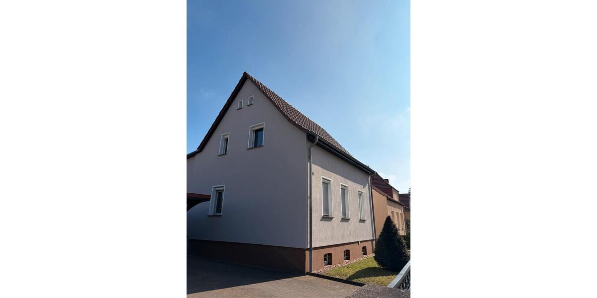 Dachgeschoßwohnung Schöneiche bei Berlin - 3.5 Zimmer, 80 m&sup2;, 1.350&euro; | Angebot:25832299