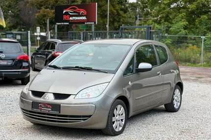 Mitsubishi Colt 190.000 km 1.999 € Berlin 13158