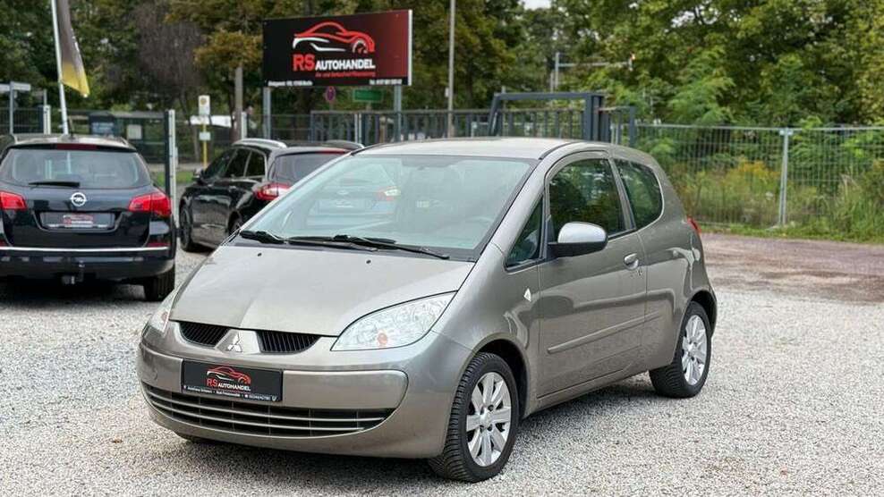 Mitsubishi Colt 190.000 km 1.999 € Berlin 13158