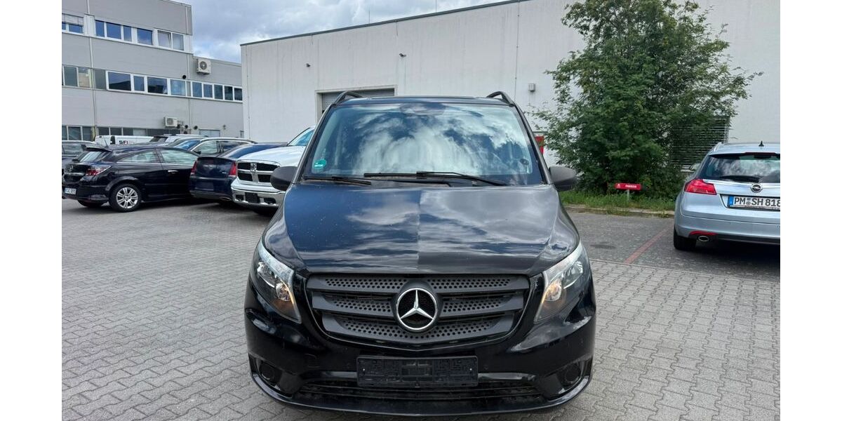 Mercedes-Benz Vito 102.000 km 16.999 &euro; Berlin 12277