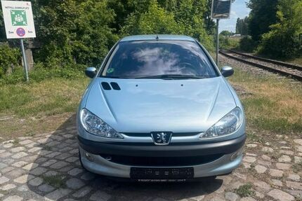 Peugeot 206 67.500 km 2.300 &euro; Berlin 12351