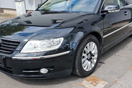 VW Phaeton 140.987 km 9.490 &euro; Berlin 13435