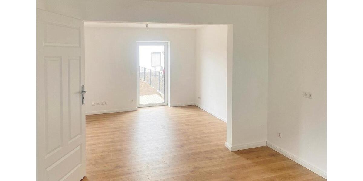 Reihenhaus - 5 Zimmer, 92 m&sup2;, 1.100&euro; | Angebot:26693612