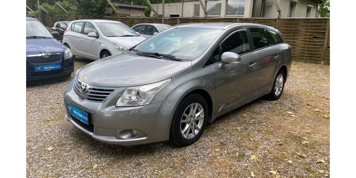 Toyota Avensis 113.000 km 6.850 &euro; Königs Wusterhausen 15711